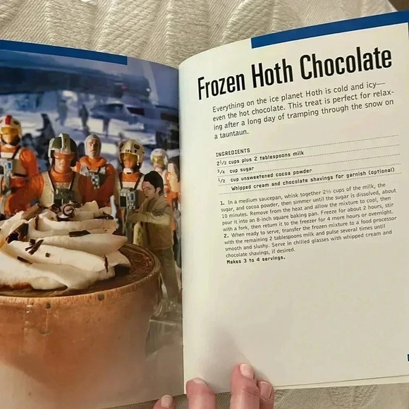 The Star Wars Cookbook! Super fun kid recipes inspired by the franchise! - Picture 7 of 7
